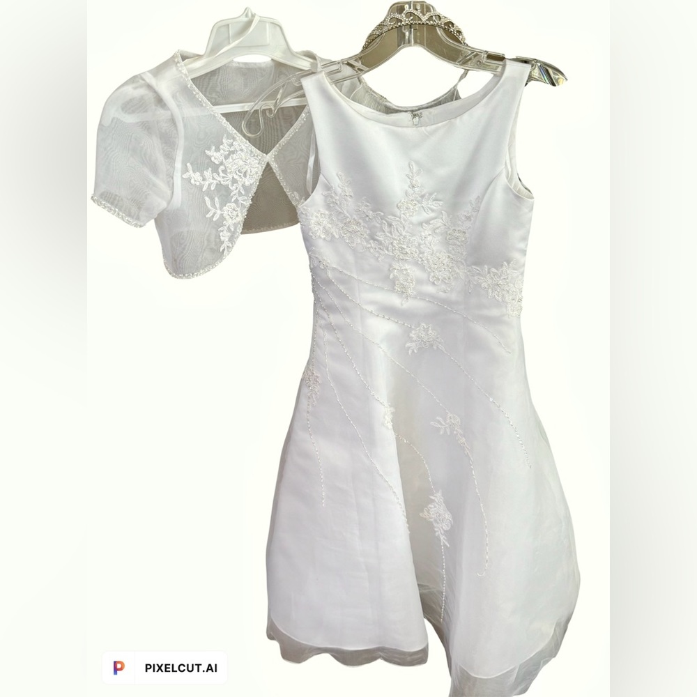 LÉtoile Lace Beaded Communion Dress